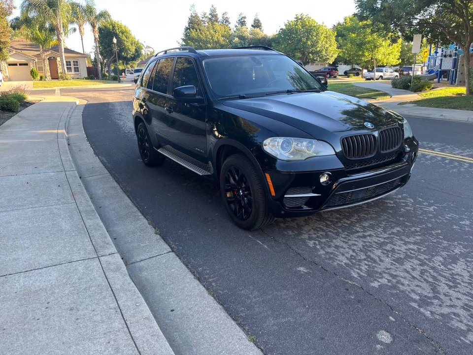 2012 BMW E70 X5 - Image 2 of 10