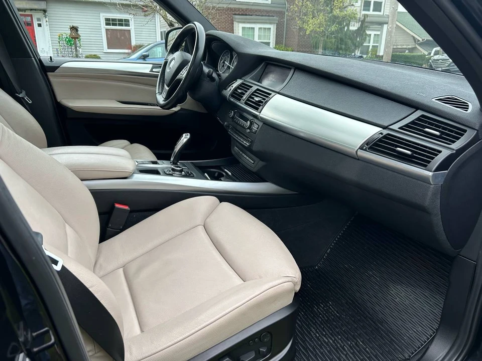 2012 BMW E70 X5 - Image 2 of 15