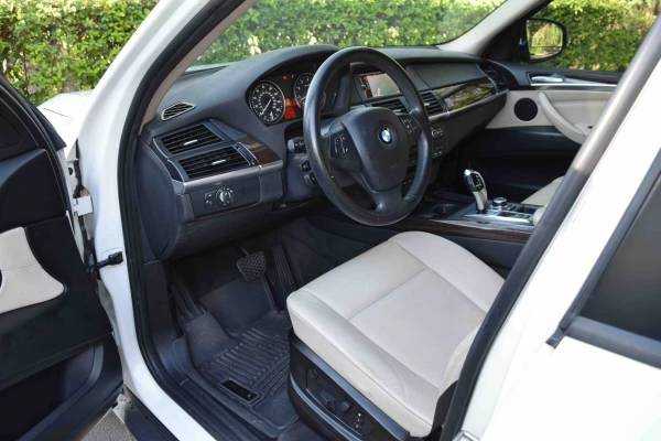 2012 BMW E70 X5 - Image 10 of 17