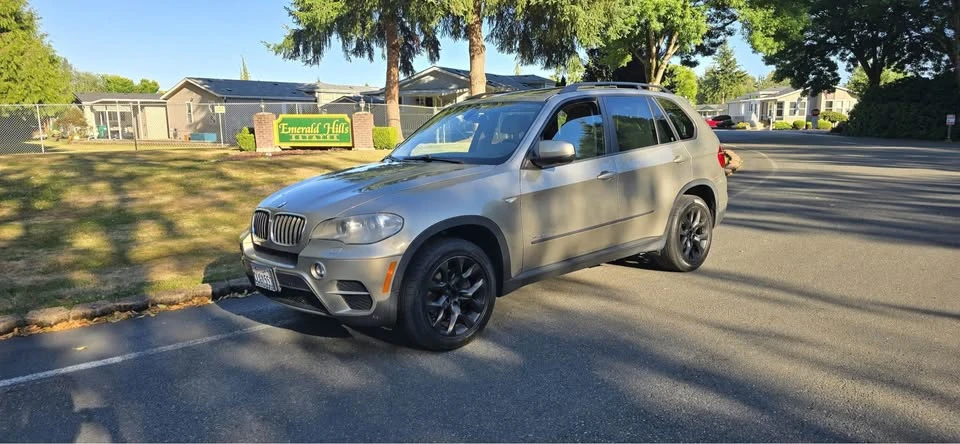 2012 BMW E70 X5 - Image 2 of 10