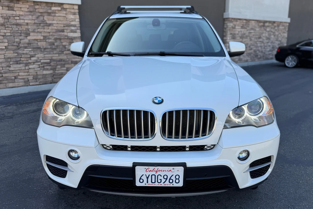 2012 BMW E70 X5 - Image 2 of 31