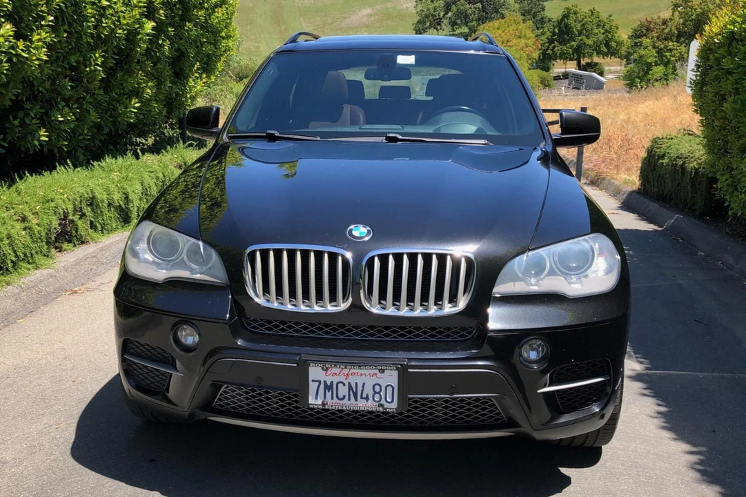 2012 BMW E70 X5 - Image 2 of 31