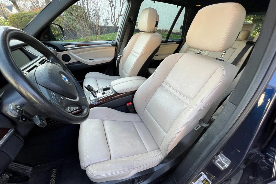 2012 BMW E70 X5 4.8i & xDrive50i - Image 17 of 31