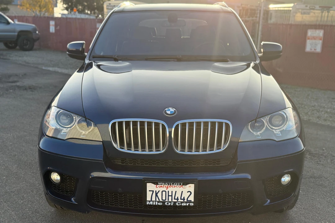 2012 BMW E70 X5 4.8i & xDrive50i - Image 2 of 31