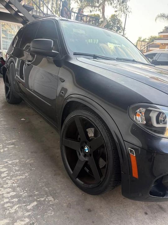 2012 BMW E70 X5 4.8i & xDrive50i - Image 6 of 8