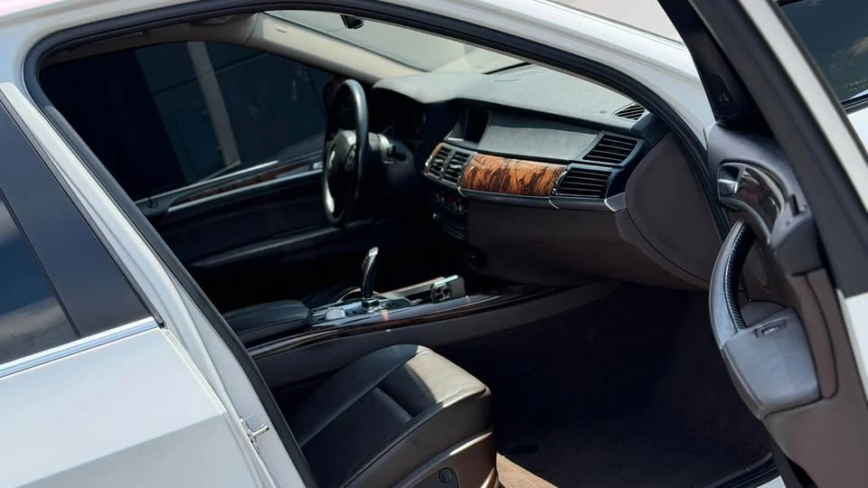 2012 BMW E70 X5 4.8i & xDrive50i - Image 9 of 18