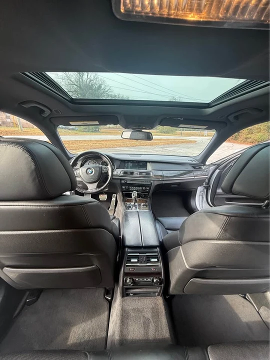 2012 BMW Alpina B7 - Image 7 of 13