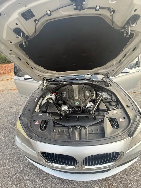 2012 BMW Alpina B7 - Image 12 of 13