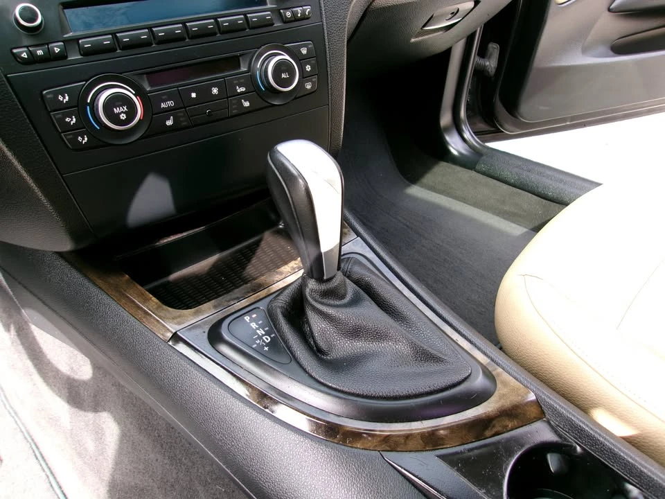2012 BMW E81/E82/E88 1 Series - Image 10 of 20