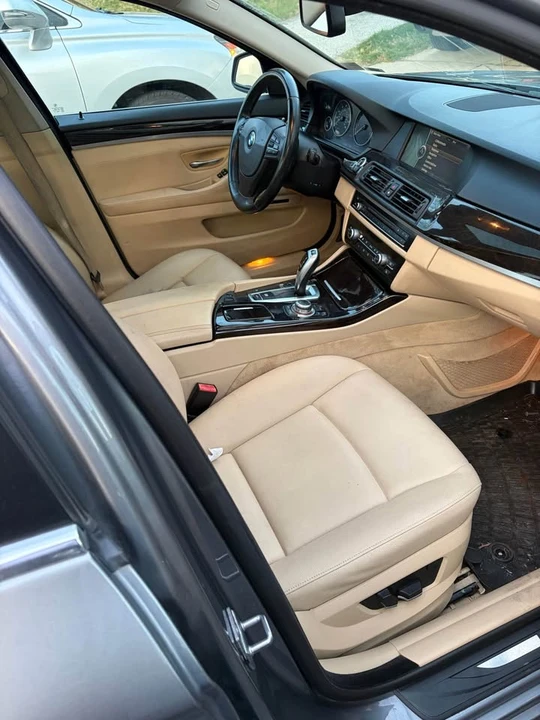 2012 BMW iX - Image 6 of 7