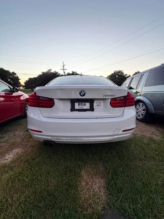 2012 BMW iX - Image 4 of 5