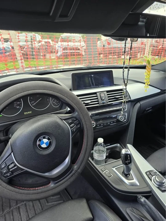 2012 BMW 3 Series - Image 7 of 10