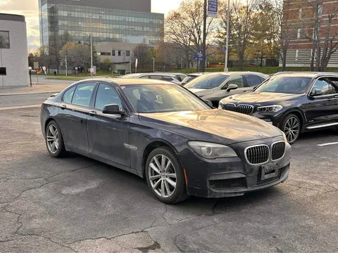 2012 BMW 750i