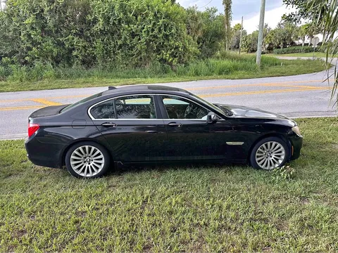 2012 BMW 750i