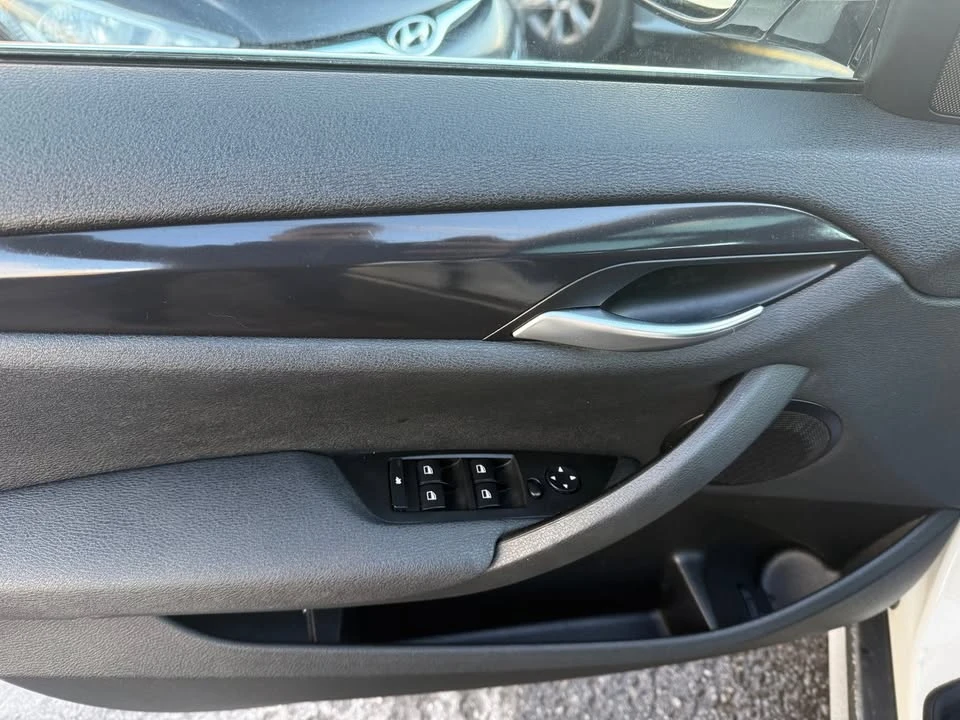 2012 BMW E84 X1 - Image 8 of 20