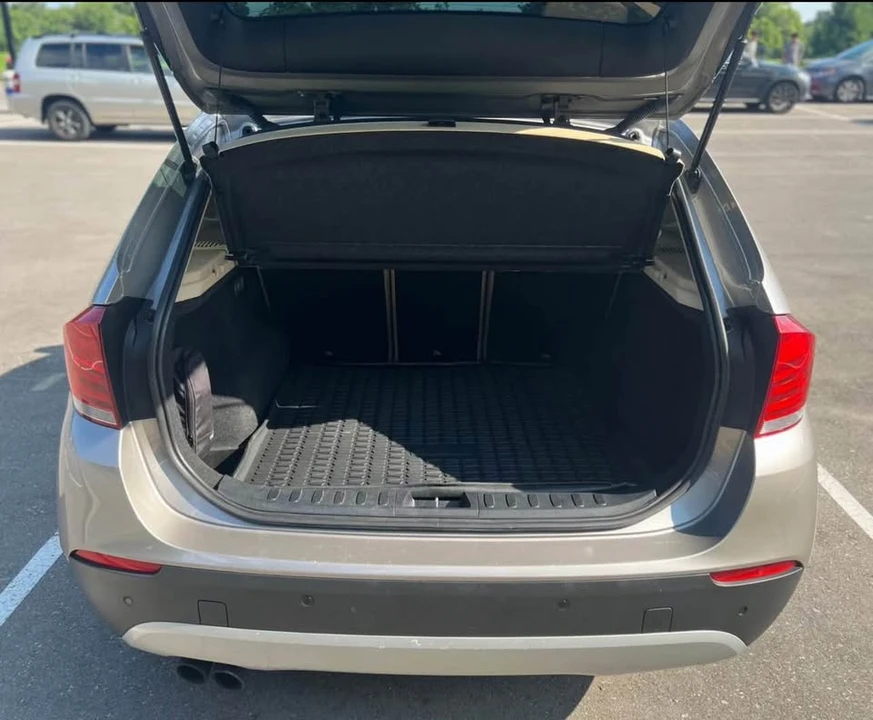 2012 BMW E84 X1 - Image 10 of 18