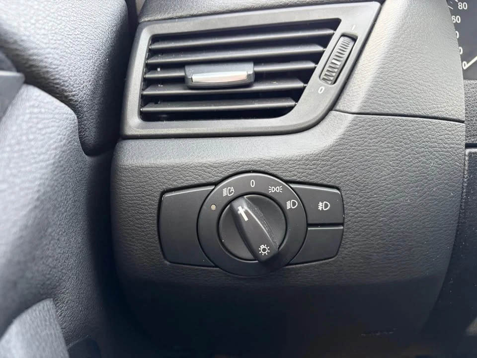 2012 BMW E84 X1 - Image 14 of 16
