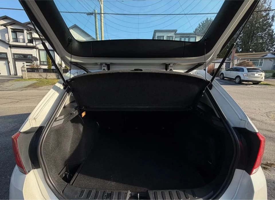 2012 BMW E84 X1 - Image 8 of 8