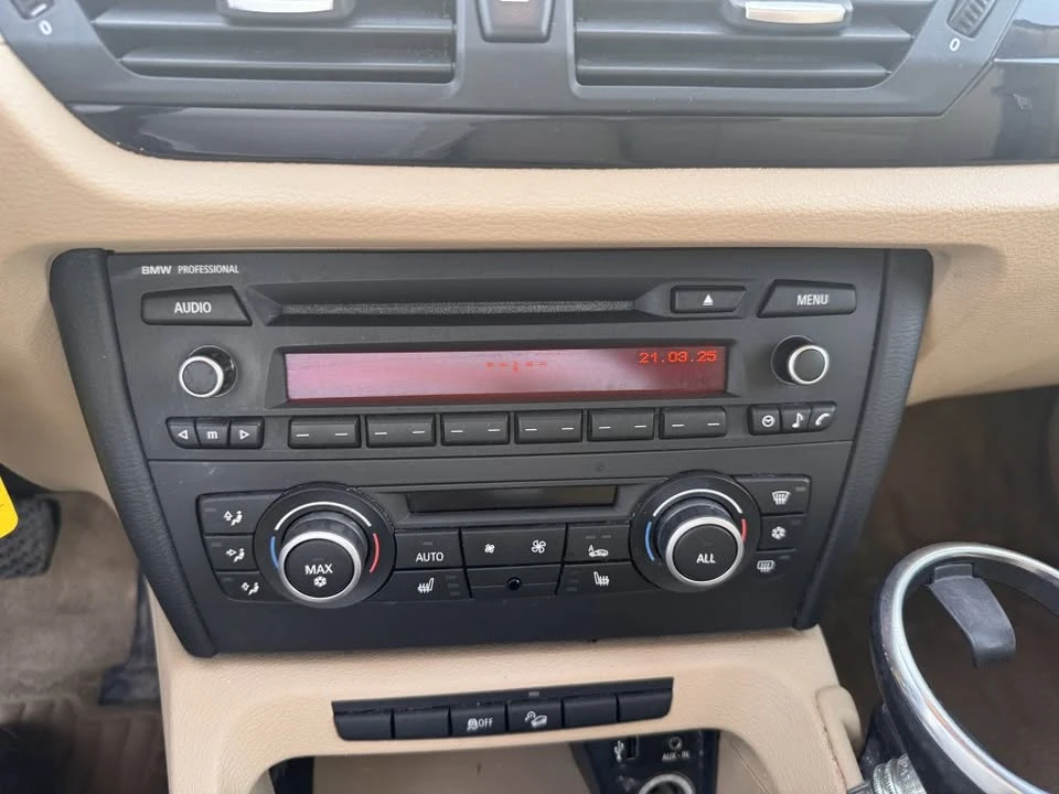 2012 BMW E84 X1 - Image 14 of 15