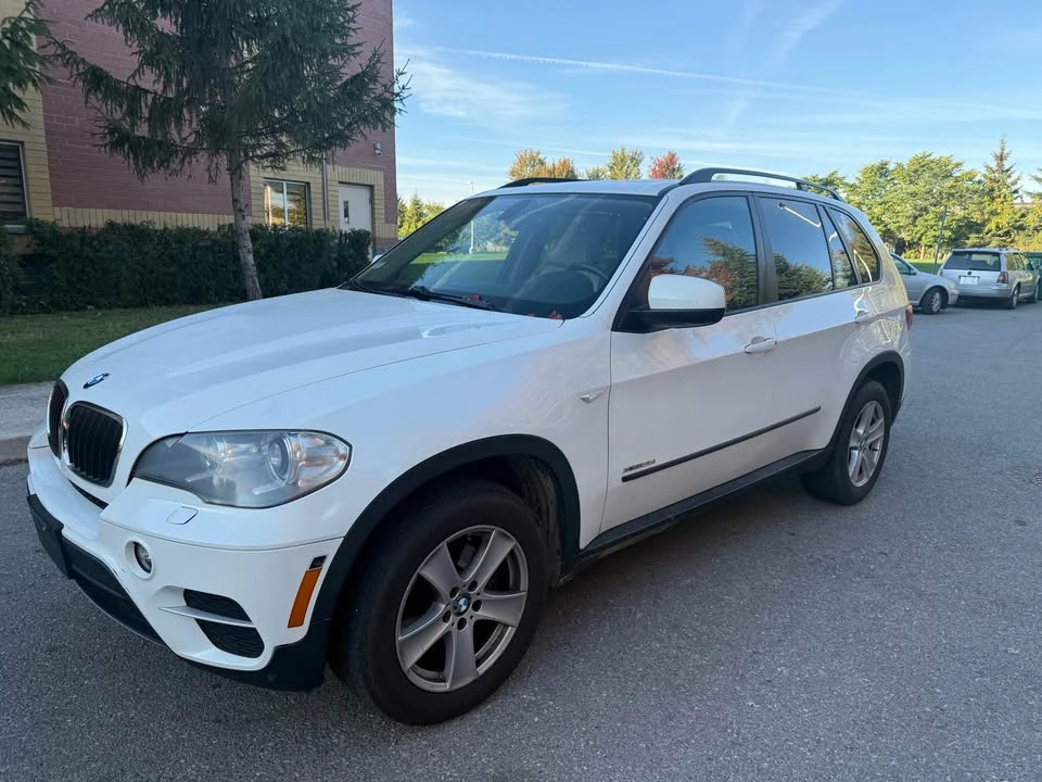 2012 BMW E70 X5 - Image 2 of 10