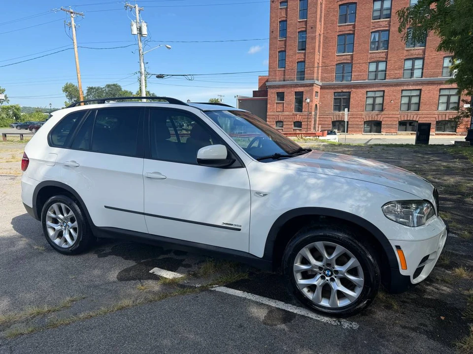 2012 BMW E70 X5 - Image 2 of 8