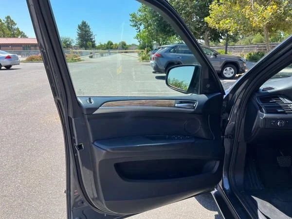 2012 BMW E70 X5 4.8i & xDrive50i - Image 15 of 20