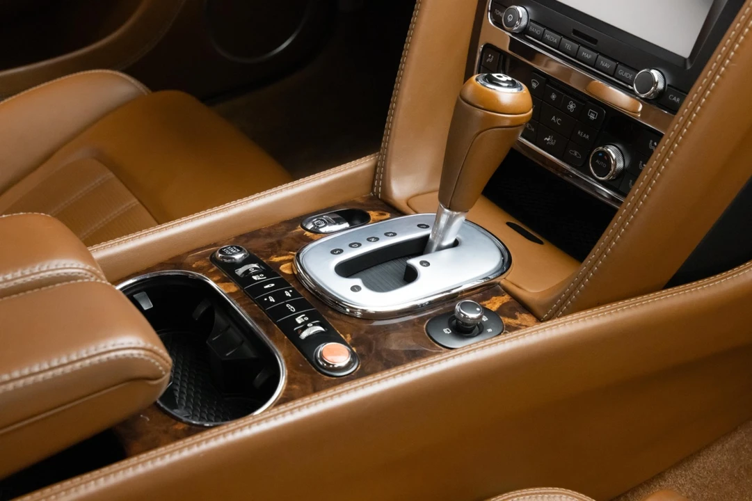 2012 Bentley Continental - Image 26 of 31
