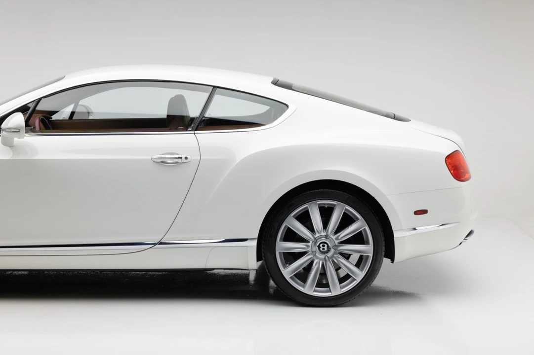 2012 Bentley Continental - Image 23 of 31