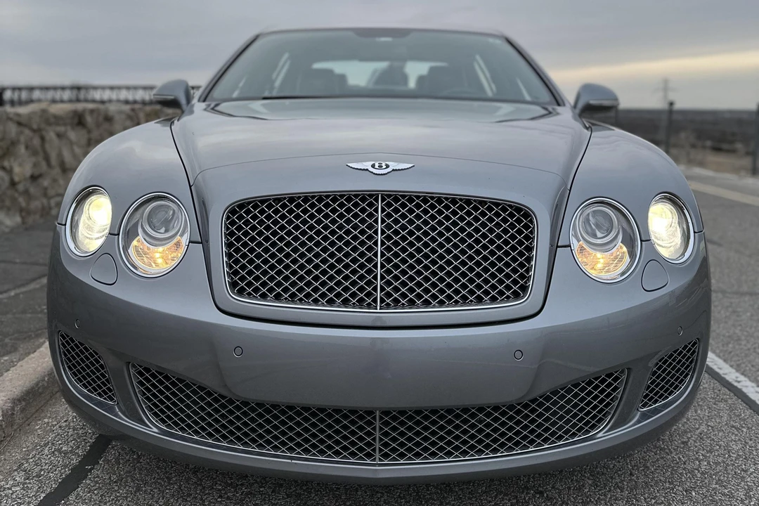 2012 Bentley Continental Flying Spur - Image 2 of 31