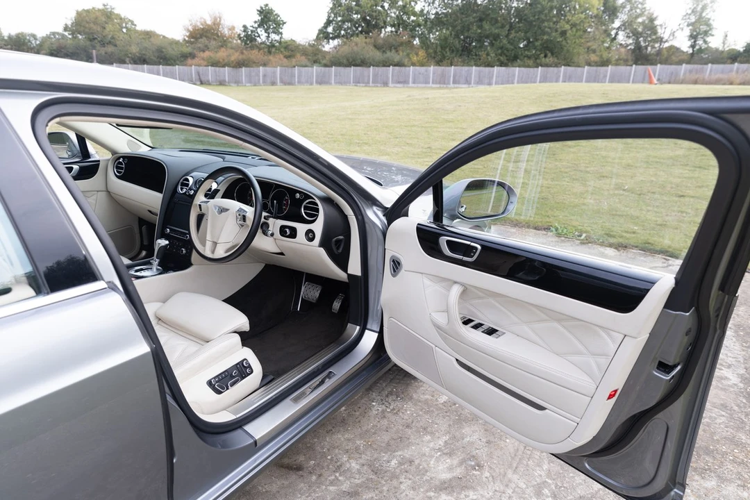 2012 Bentley Continental Flying Spur - Image 29 of 30