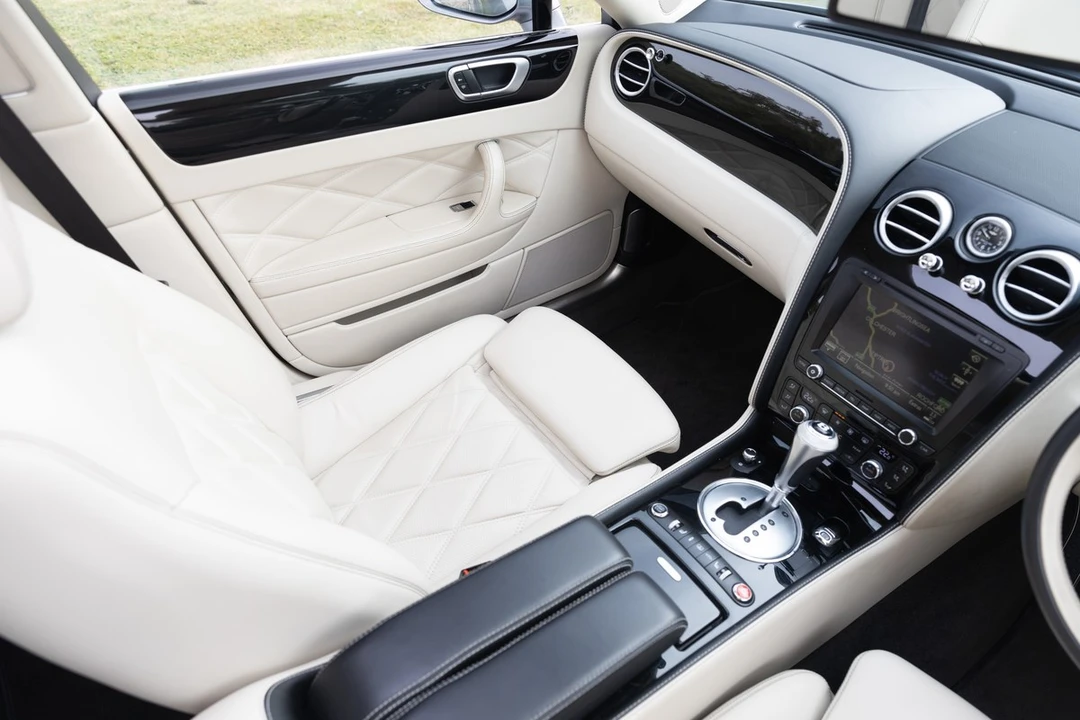 2012 Bentley Continental Flying Spur - Image 24 of 30