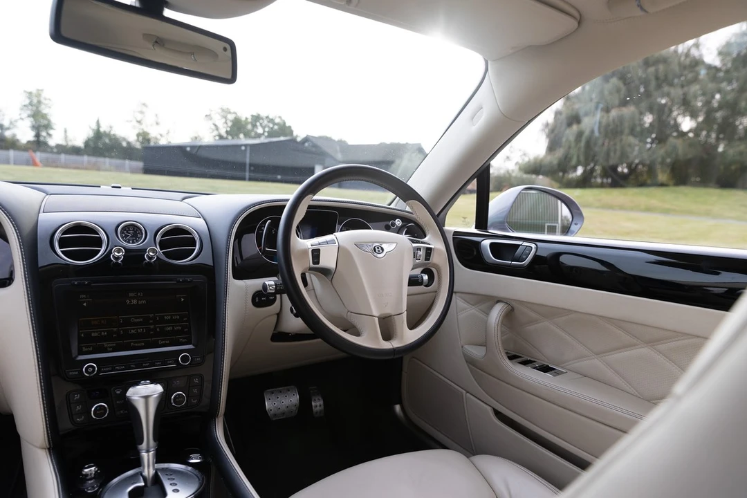 2012 Bentley Continental Flying Spur - Image 27 of 30