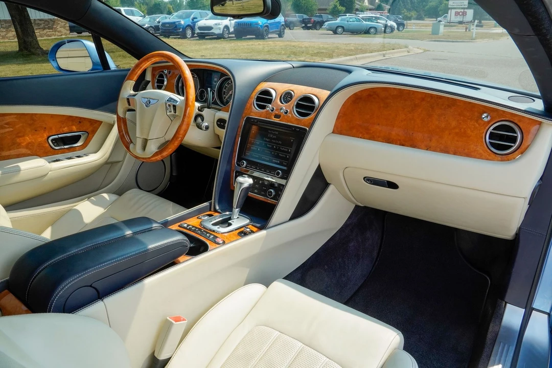 2012 Bentley Continental GT 2nd Gen - Image 16 of 31