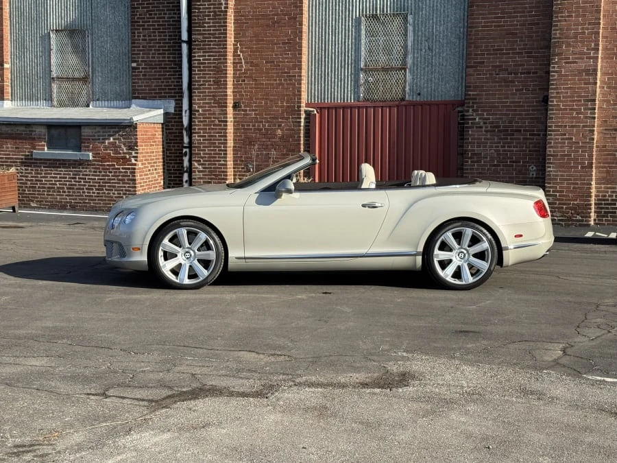 2012 Bentley Continental GTC - Image 2 of 26