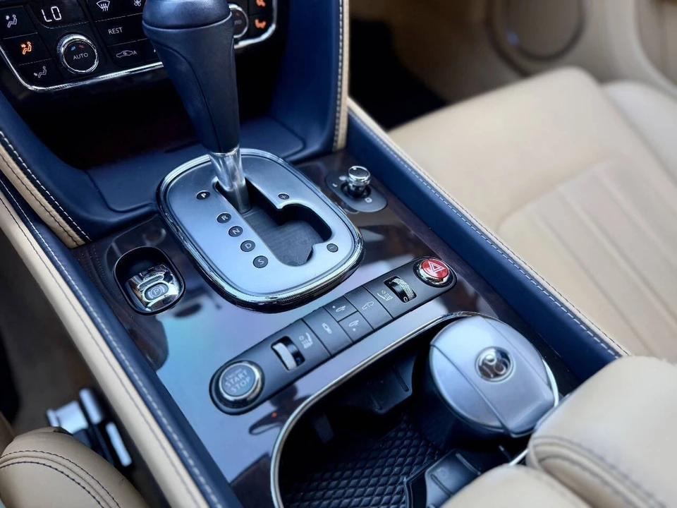 2012 Bentley Continental GT 2nd Gen - Image 27 of 31