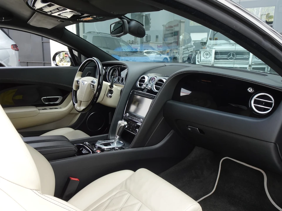 2012 Bentley Continental GT 2nd Gen - Image 14 of 17