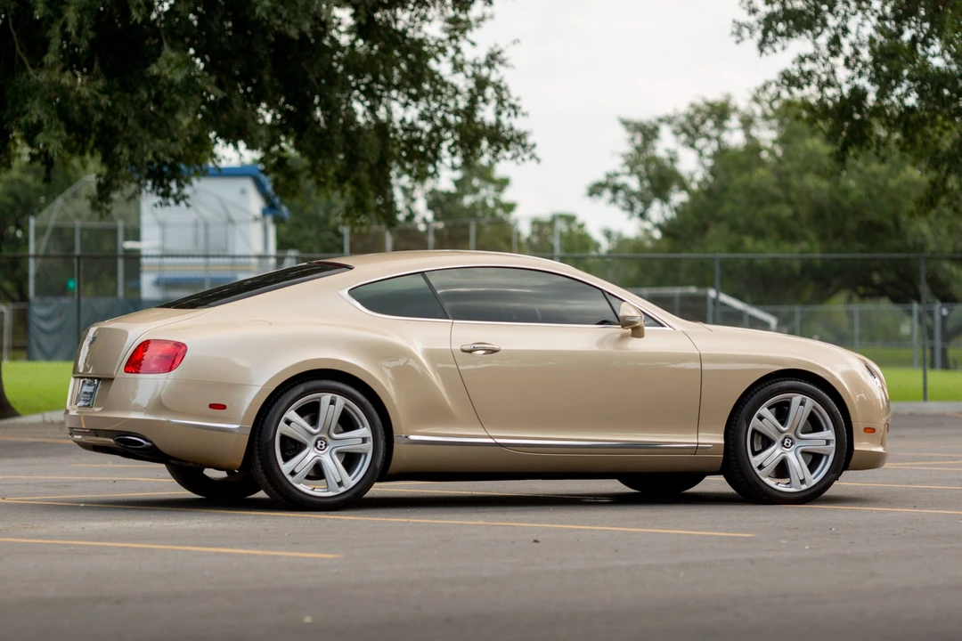 2012 Bentley Continental GT V8 2nd Gen - Image 12 of 31