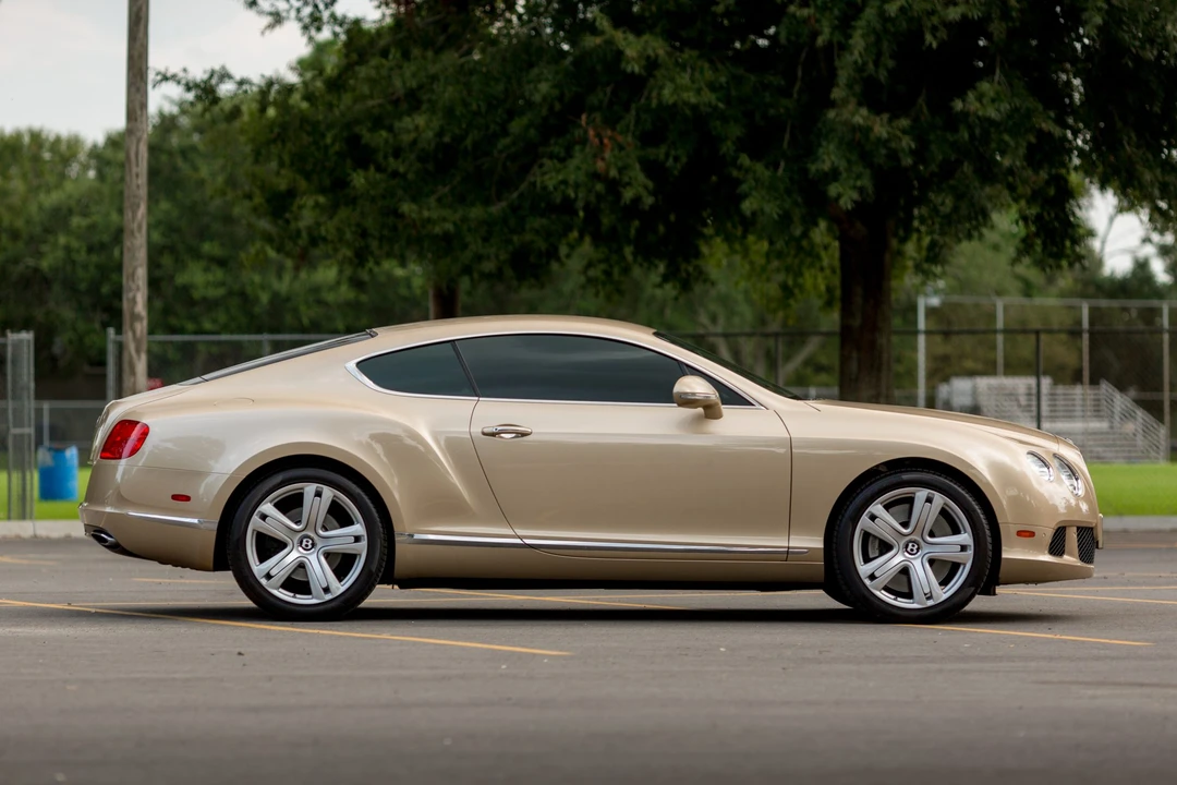 2012 Bentley Continental GT V8 2nd Gen - Image 13 of 31