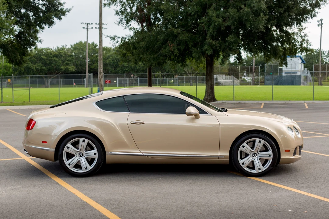 2012 Bentley Continental GT V8 2nd Gen - Image 28 of 31