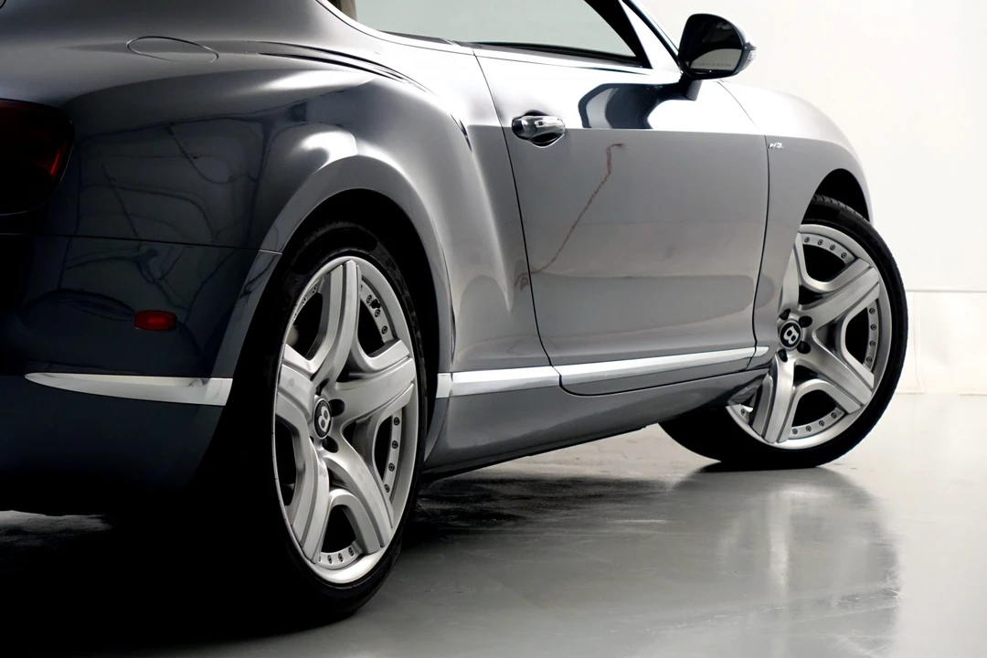 2012 Bentley Continental GT V8 2nd Gen - Image 24 of 31