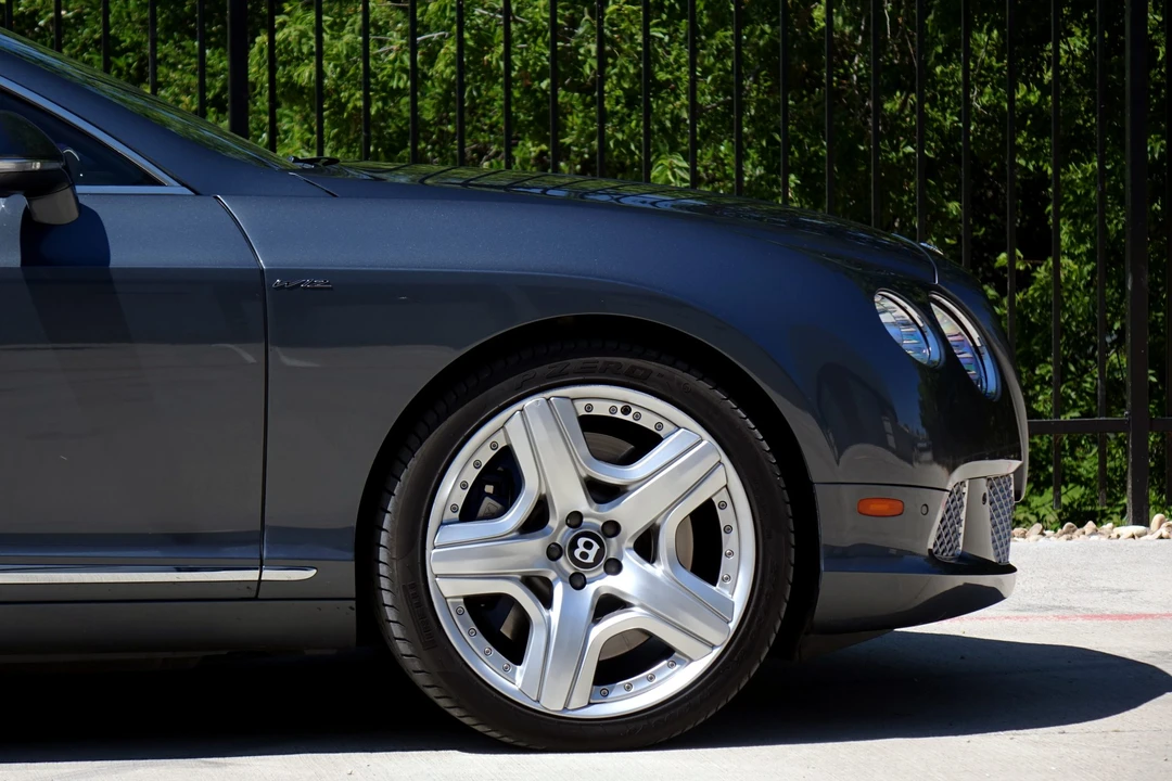 2012 Bentley Continental GT V8 2nd Gen - Image 27 of 31