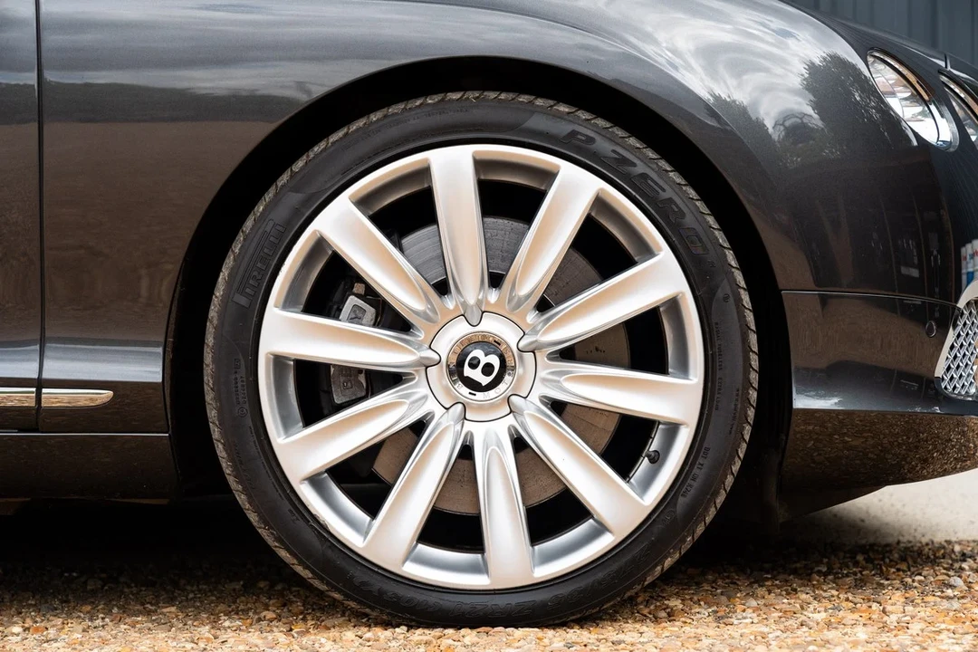 2012 Bentley Continental GT 2nd Gen - Image 24 of 30