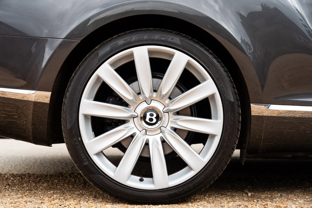 2012 Bentley Continental GT 2nd Gen - Image 25 of 30