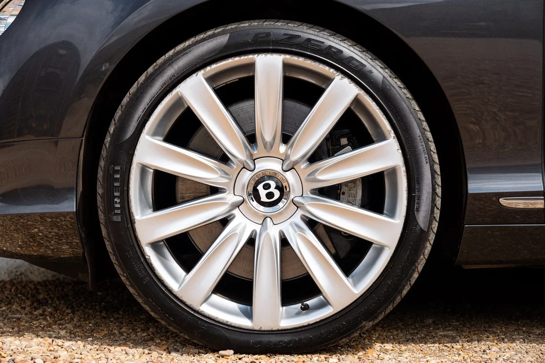 2012 Bentley Continental GT 2nd Gen - Image 27 of 30