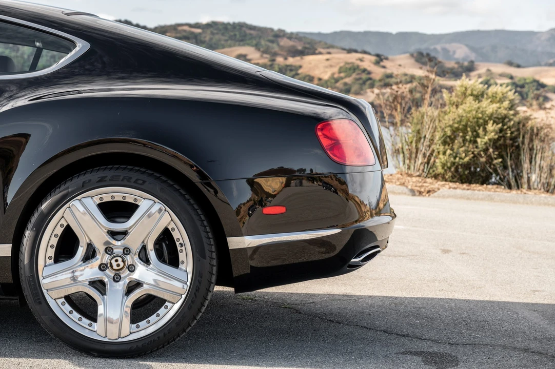 2012 Bentley Continental GT 2nd Gen - Image 27 of 31