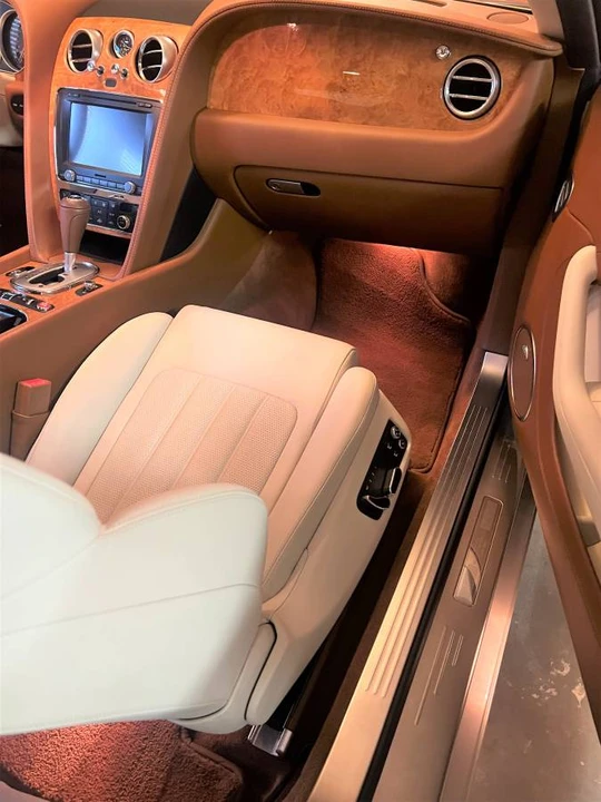 2012 Bentley Continental GTC - Image 18 of 24