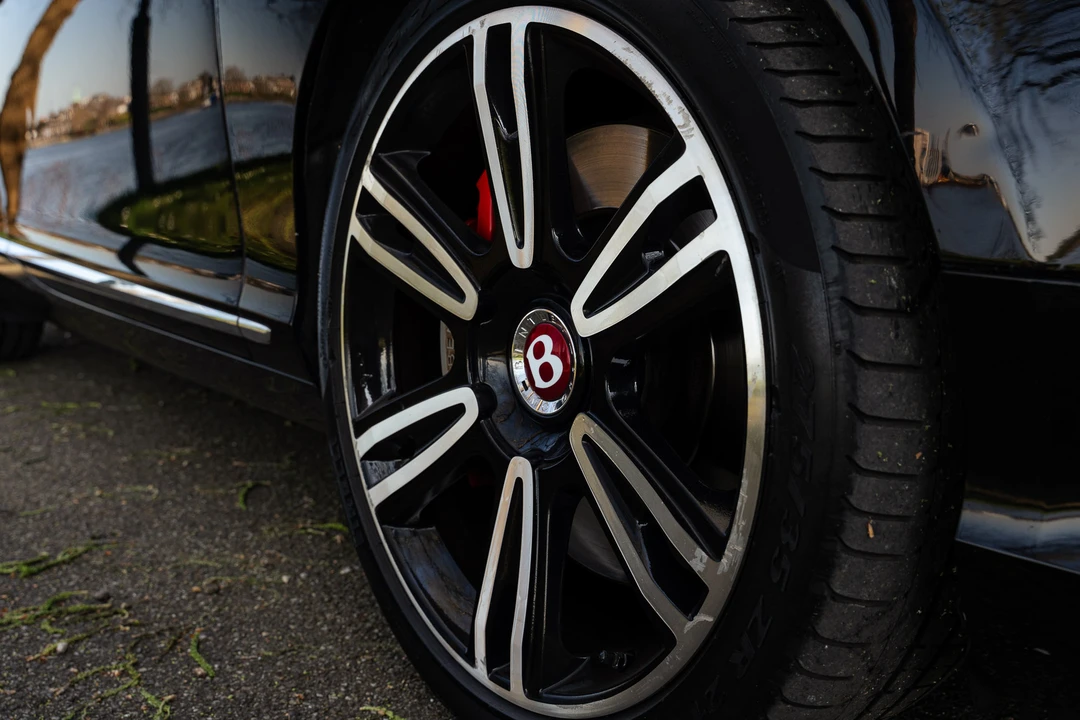 2012 Bentley Continental GTC - Image 26 of 31