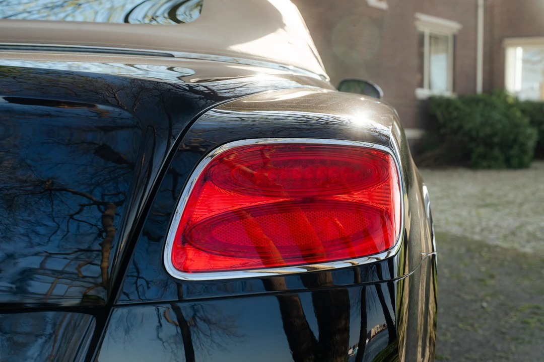 2012 Bentley Continental GTC - Image 15 of 31