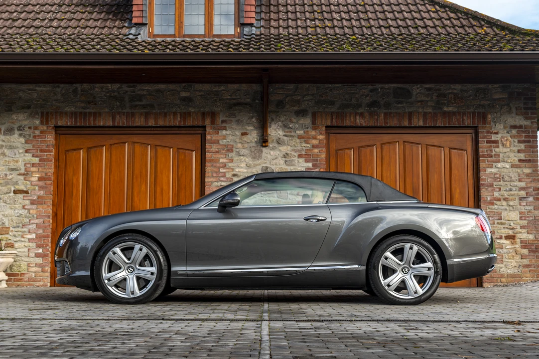 2012 Bentley Continental GTC - Image 9 of 31