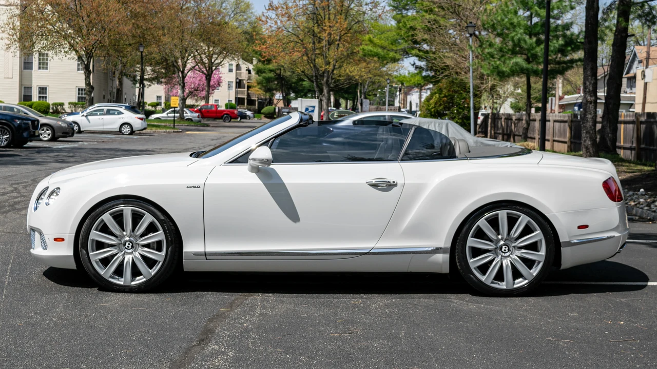 2012 Bentley Continental GTC - Image 8 of 31